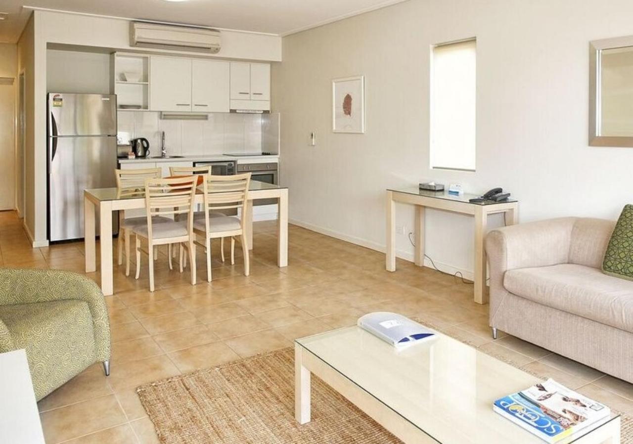 Nesuto Geraldton Aparthotel Buitenkant foto